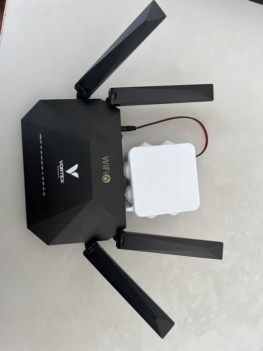 Wifi UPS Svet uchkanda wifi ni ushlab beradi