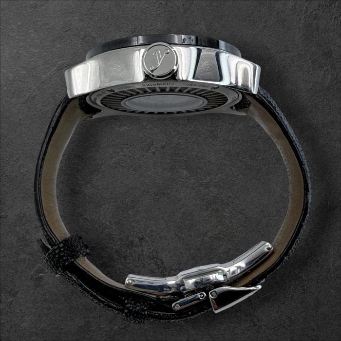 Carrera y Carrera "Avalon" Diamond – Лимитирана серия бижутериен часовник