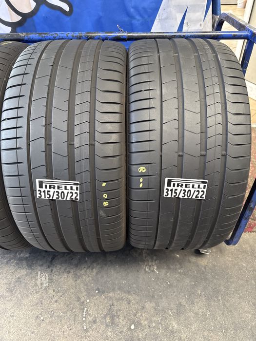 315/30/22 pirelli- 275/35/22 michelin x6 x5