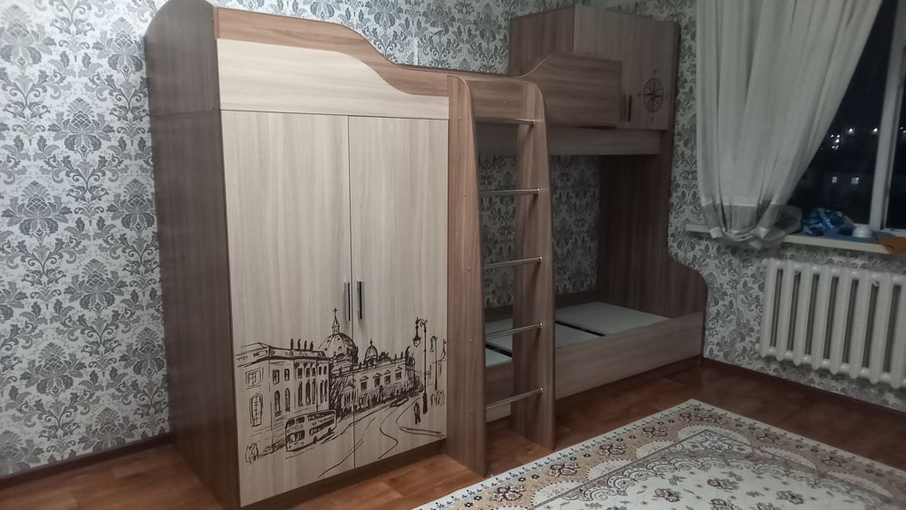 Двухяростный кровать