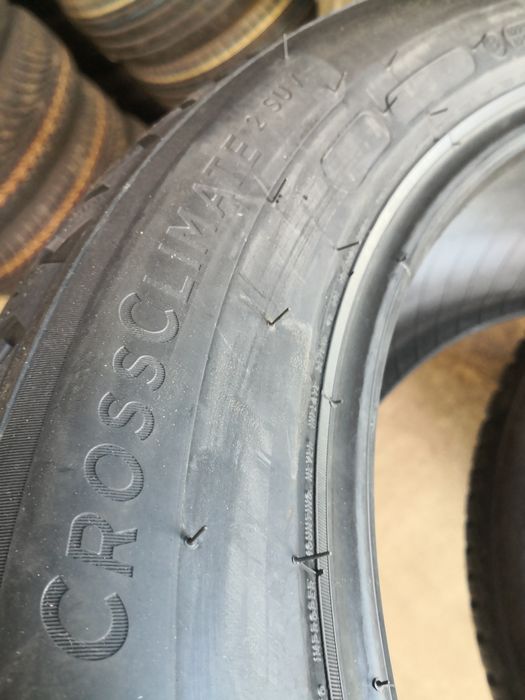 235 55 19 цола гуми нови Michelin crossclimate dot 26