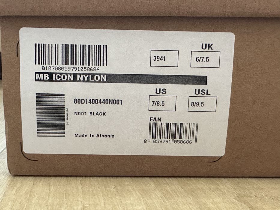 Icon Black MoonBoots