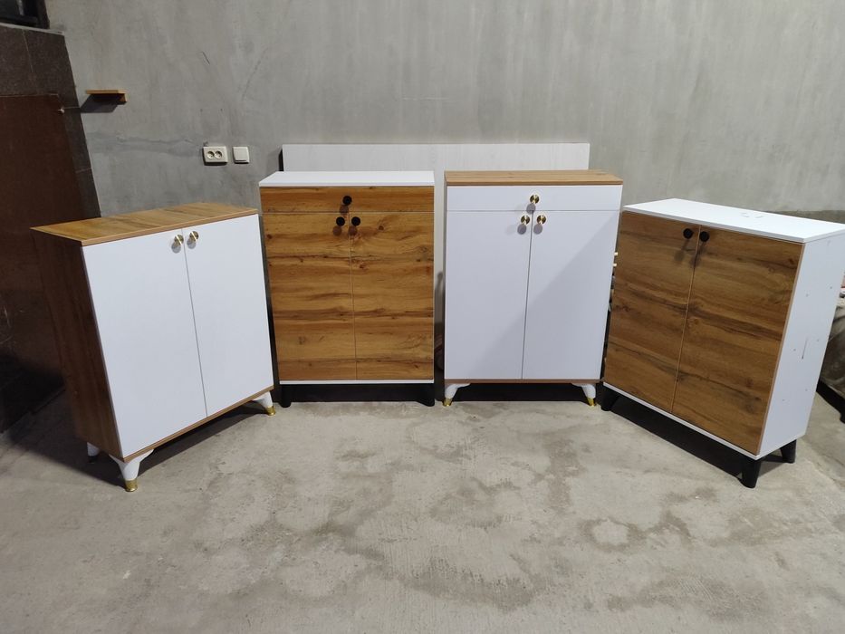 Obuvnoy. Oyoq kiyimlar uchun. Obuvnitsa. Polka.