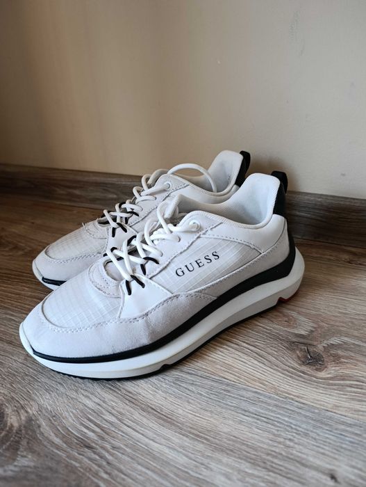 Дамски обувки Guess