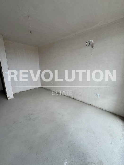 Продава се Двустаен апартамент в Пловдив, Южен - 76 кв.м за 1439 €/кв.м - Снимка #3