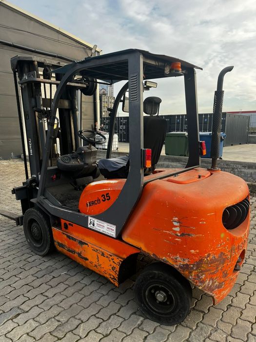 Stivuitor Hercu (Balcancar) 3.5 to. triplex