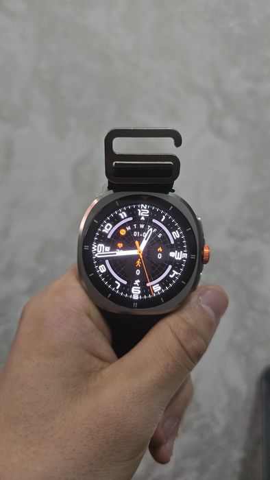 Smart watch green lion