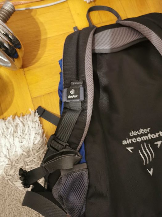 Deuter - туристическа раница