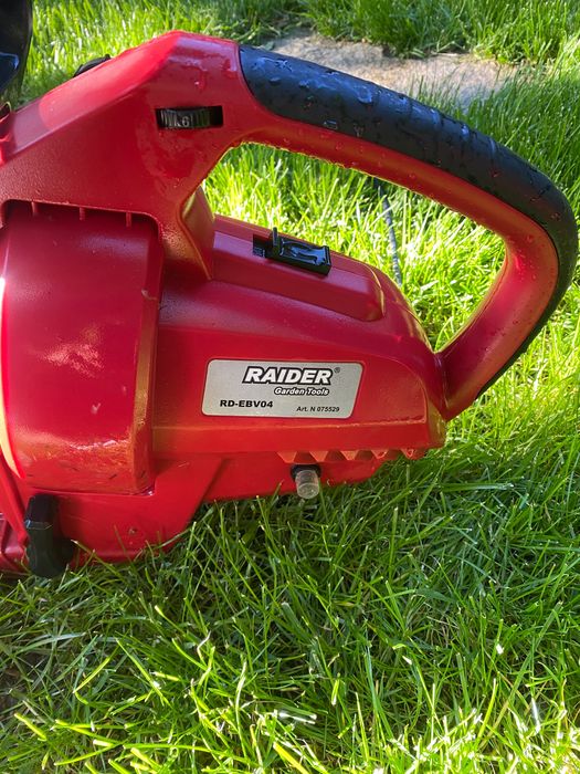 Градинска духалка / прахосмукачка за листа Raider RD-EBV04 – 3000W