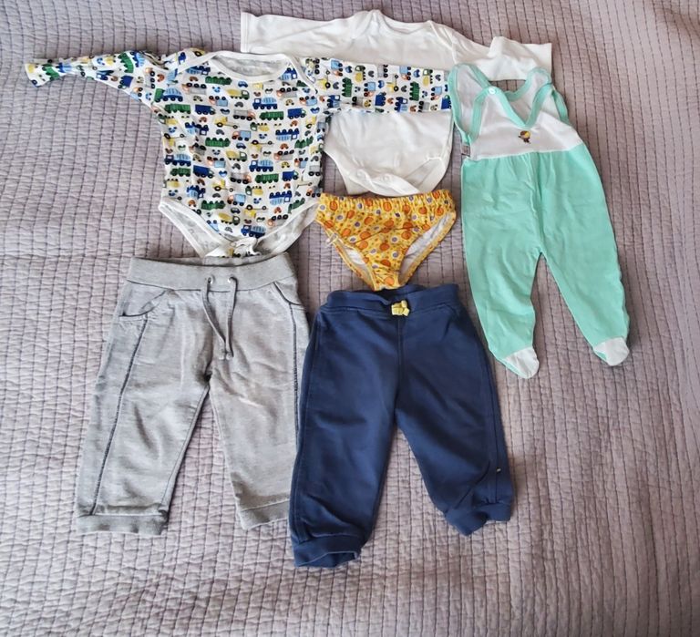 LOT haine baieti masura 74 6-9 luni (11 piese)