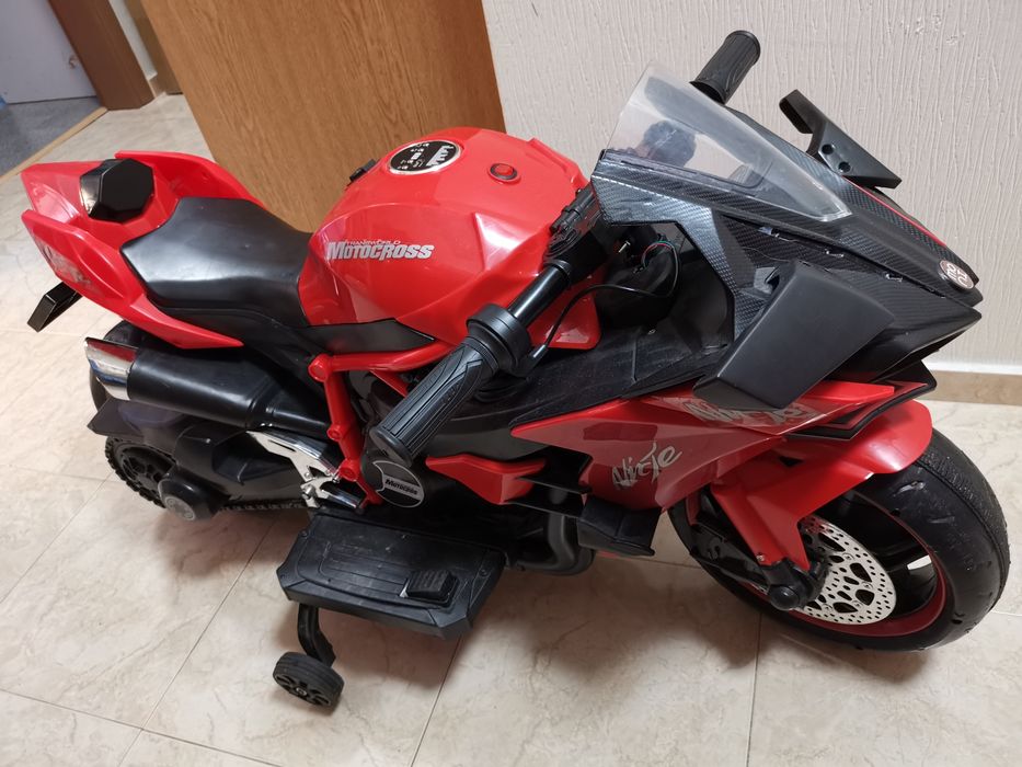 Акумулаторен мотор Moni