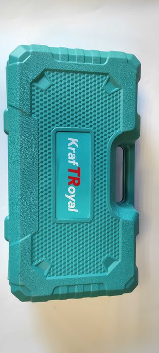 Акумулаторен верижен трион 36V