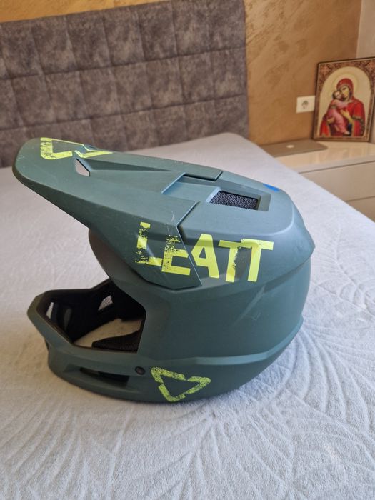 Vand casca leatt si ochelari 100%