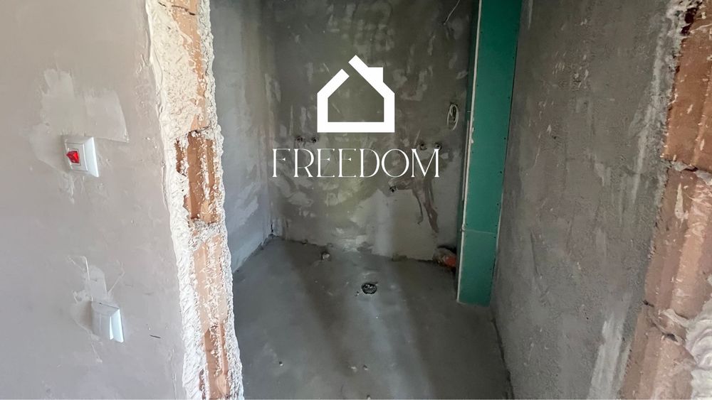 Продава се Тристаен апартамент в Варна, Виница - 78 кв.м за 2052 €/кв.м - Снимка #1