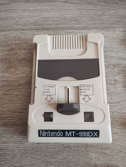 Nintendo MT-999DX игрова конзола