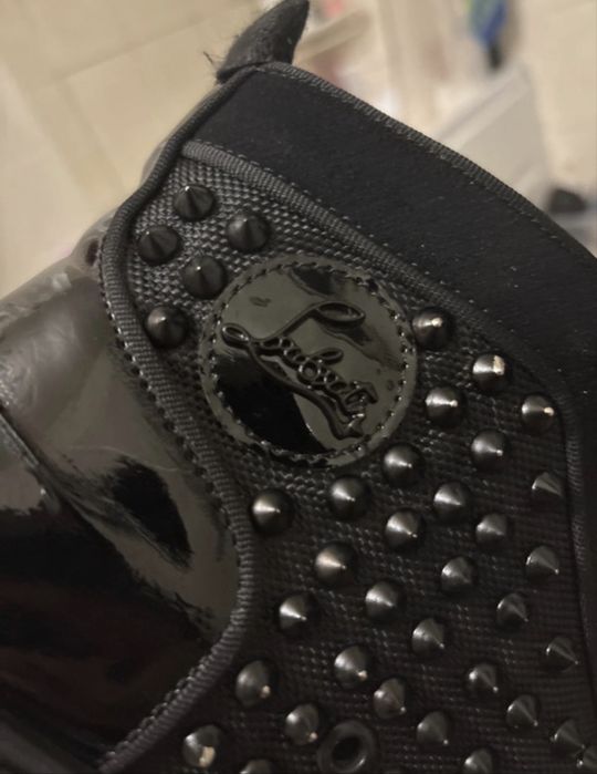 loubotini high top ca noi originali