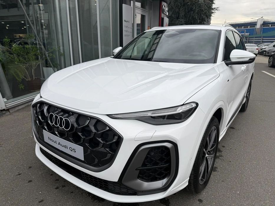 Audi Q5 AUDI Q5 2025 – SUV plug-in hybrid de ultimă generație