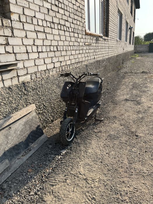 Продам электрический мопед