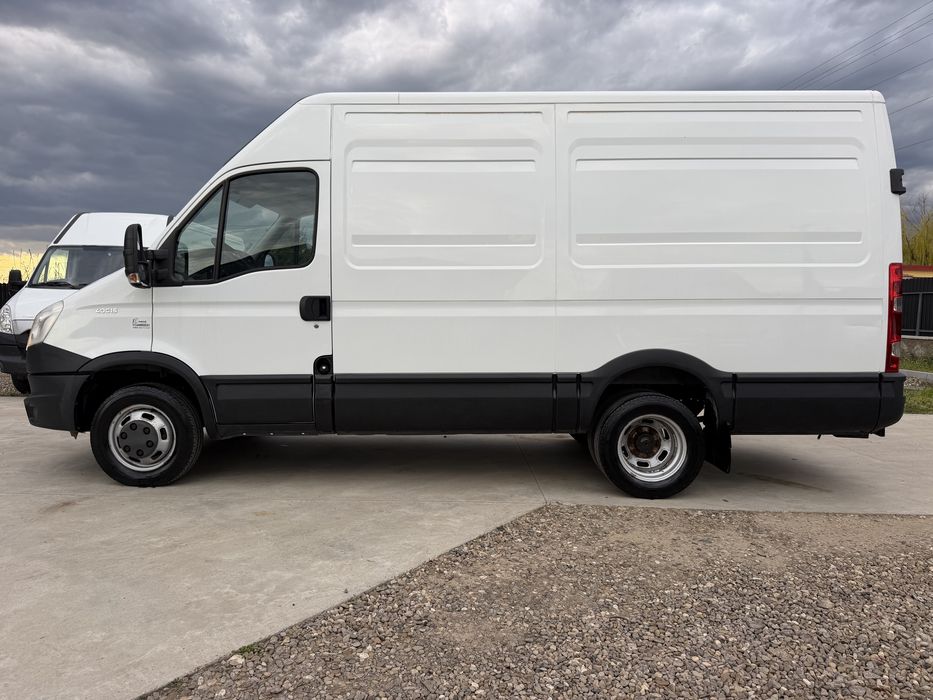 Iveco Daily 40C15 3.0 E5 2013  Cat. B 3.500 kg 35C15