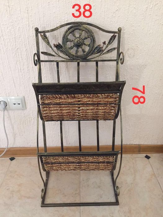 Журнальная подставка