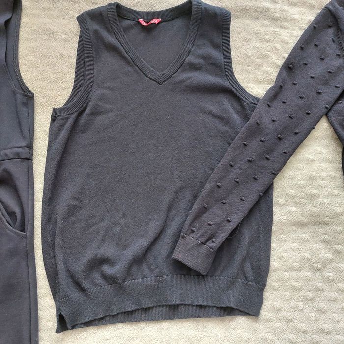 Продам школьную форму на девочку