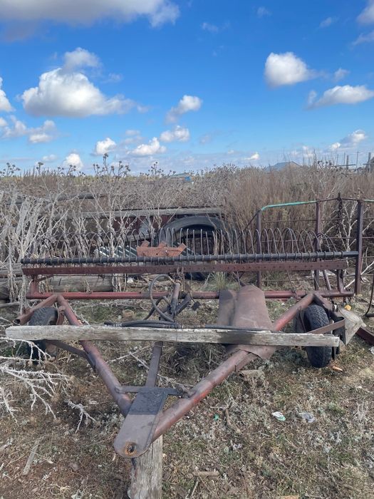 Продам трактор т25