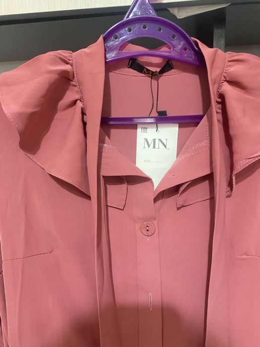 Платье длинное с ремешком новая