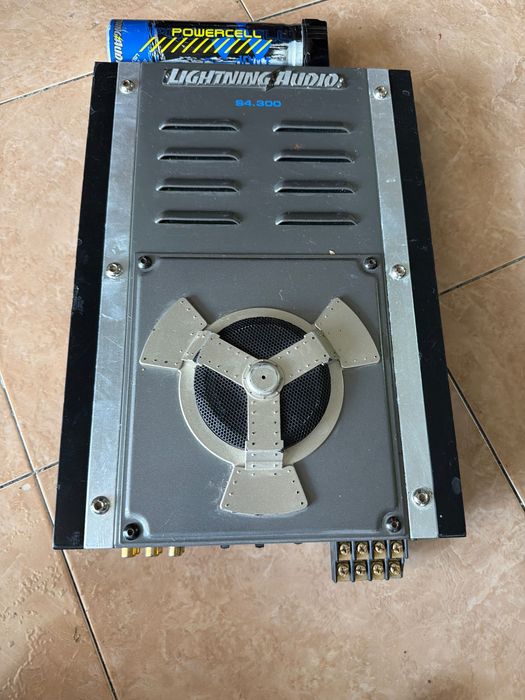 Amplificator auto Lightning Audio S4.300