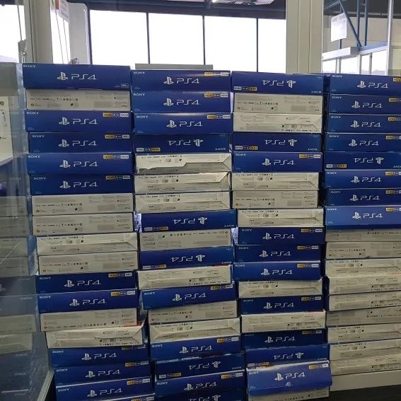 PlayStation 4 pro Товар прямо со склада, Идеальный с доставкой по Узб