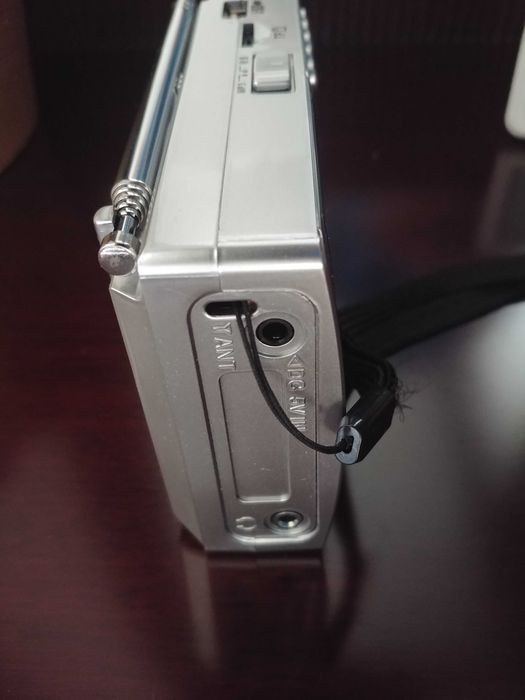 Радиоприемник Shou Yu SY-DP100