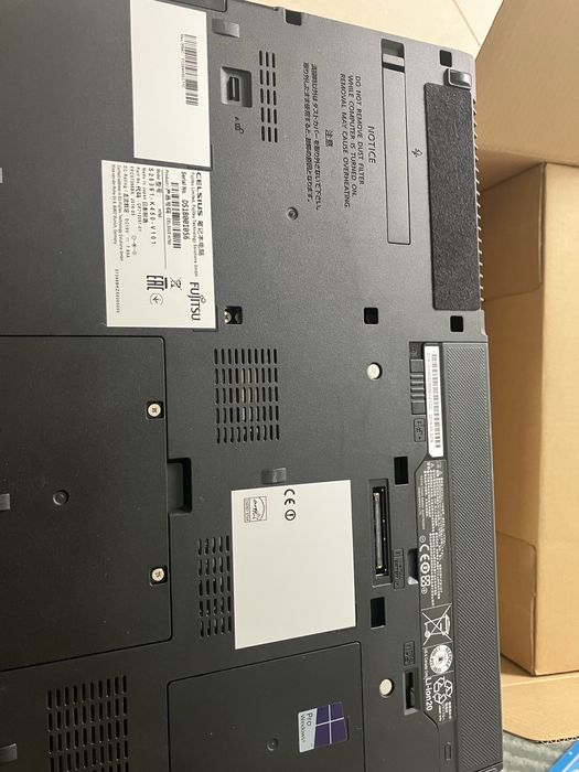 Laptop Fujitsu Celsius H760