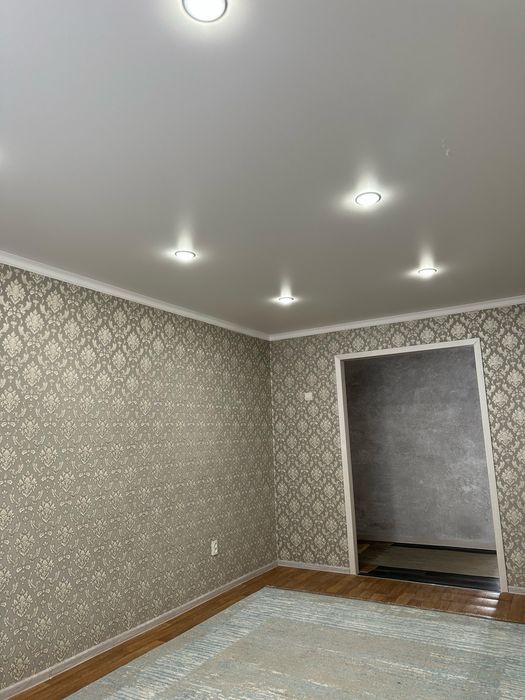 Сдам 4 х ком квартиру Аксу