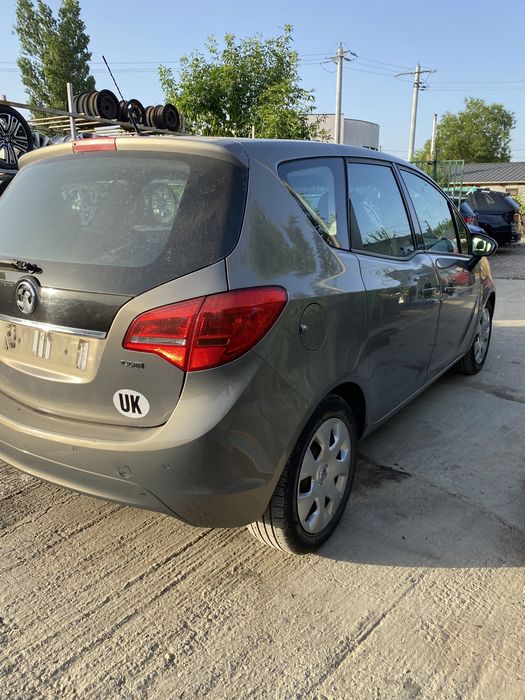 Aripă dreapta spate Opel Meriva B