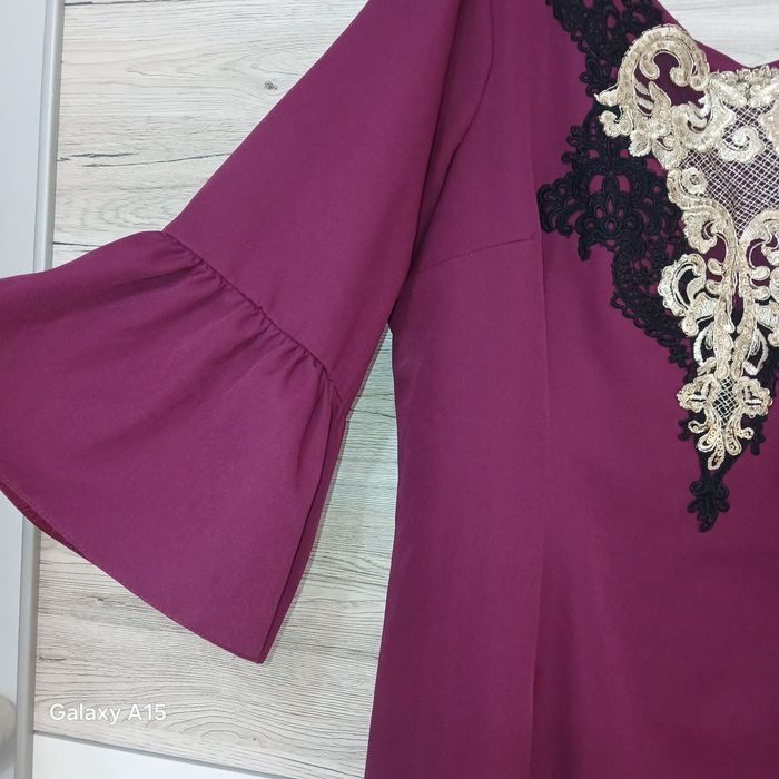 Rochie de ocazie cu broderie