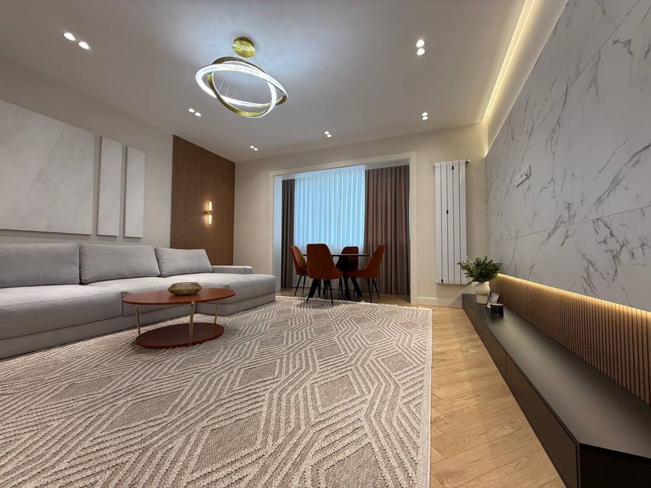 Улица Нукусская напротив Бутик Гламур Продам квартиру 2х ком 60м2