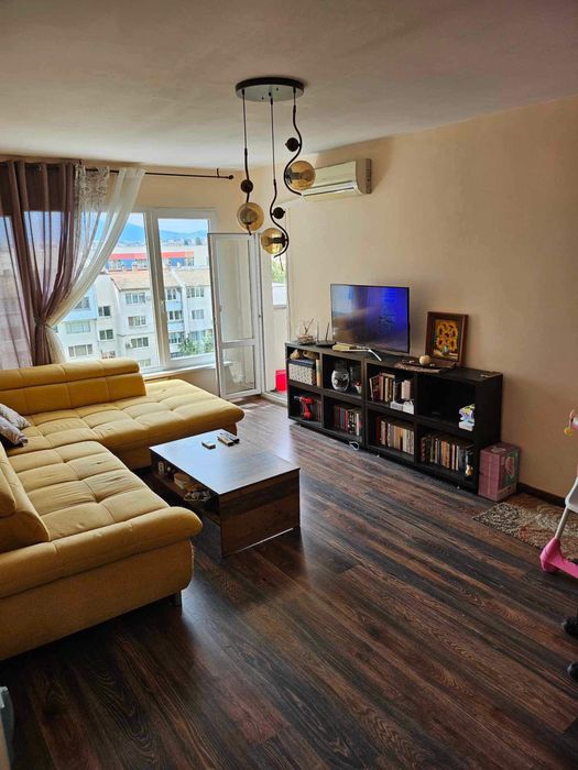 Продава се Четиристаен апартамент в София, Обеля 2 - 104 кв.м за 1827 €/кв.м - Снимка #1