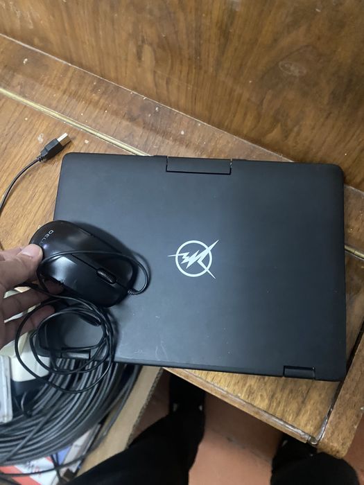 нэтбук продаю в отличном состоянии