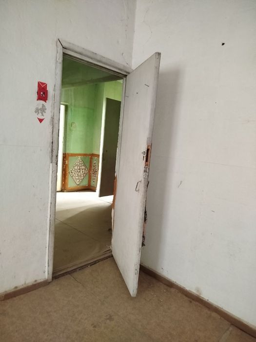 Срочно продаётся 4х ком квартира Бам