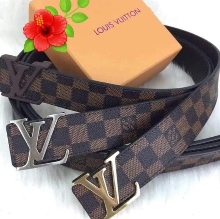 Curele unisex,logo metalic, diverse nuanțe