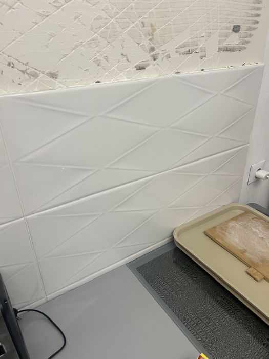 Продам за 5000 тенге 21 кафель бу