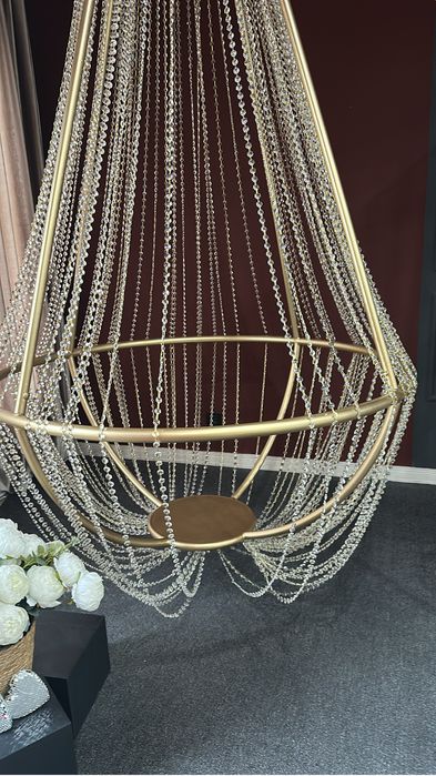 Люстра качеля в фотостудию