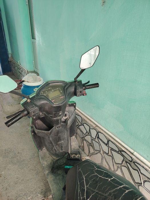 Skuter akumlator qoyish kerak