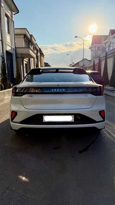 Zeekr 001 we 4WD 95kwh, naxt va halol nasiya