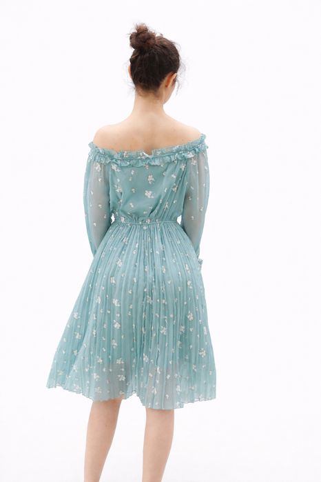 Rochie de zi nouă cu etichetă
