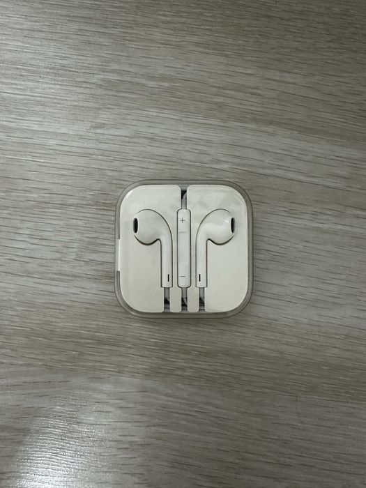 Наушники Earpods Lightning