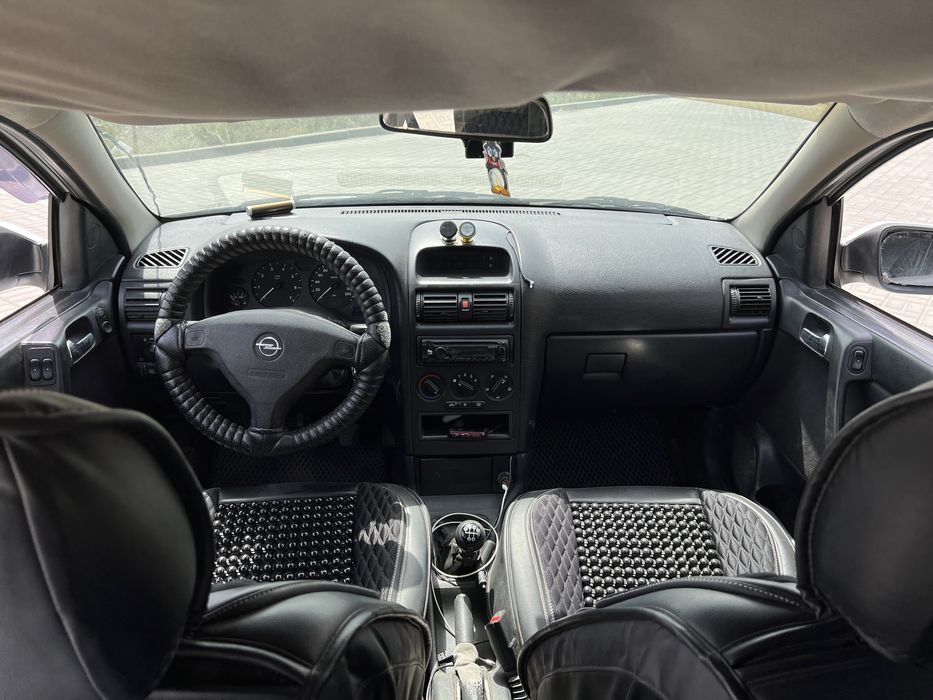 Срочно продаю Opel Astra 1999