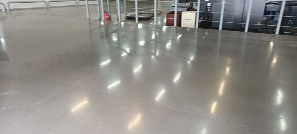 Диамантено шлайфане и полиране на Бетон,Мрамор,Мозайки.Епоксиден под