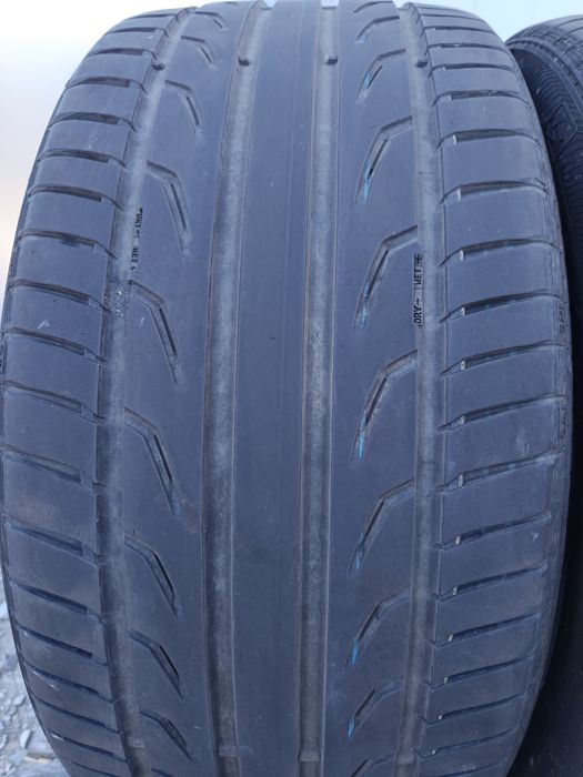 255 40 R 19 SEMPERIT Дот 0818