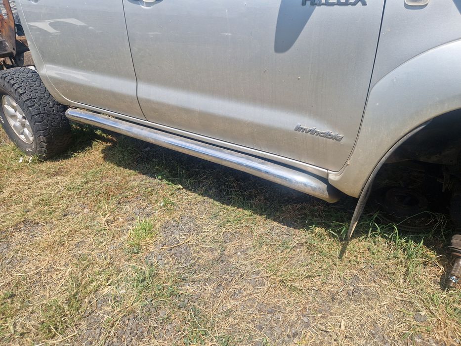 Praguri inox Toyota Hilux 2006-2015