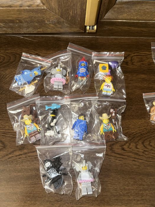 Минифигурки Лего